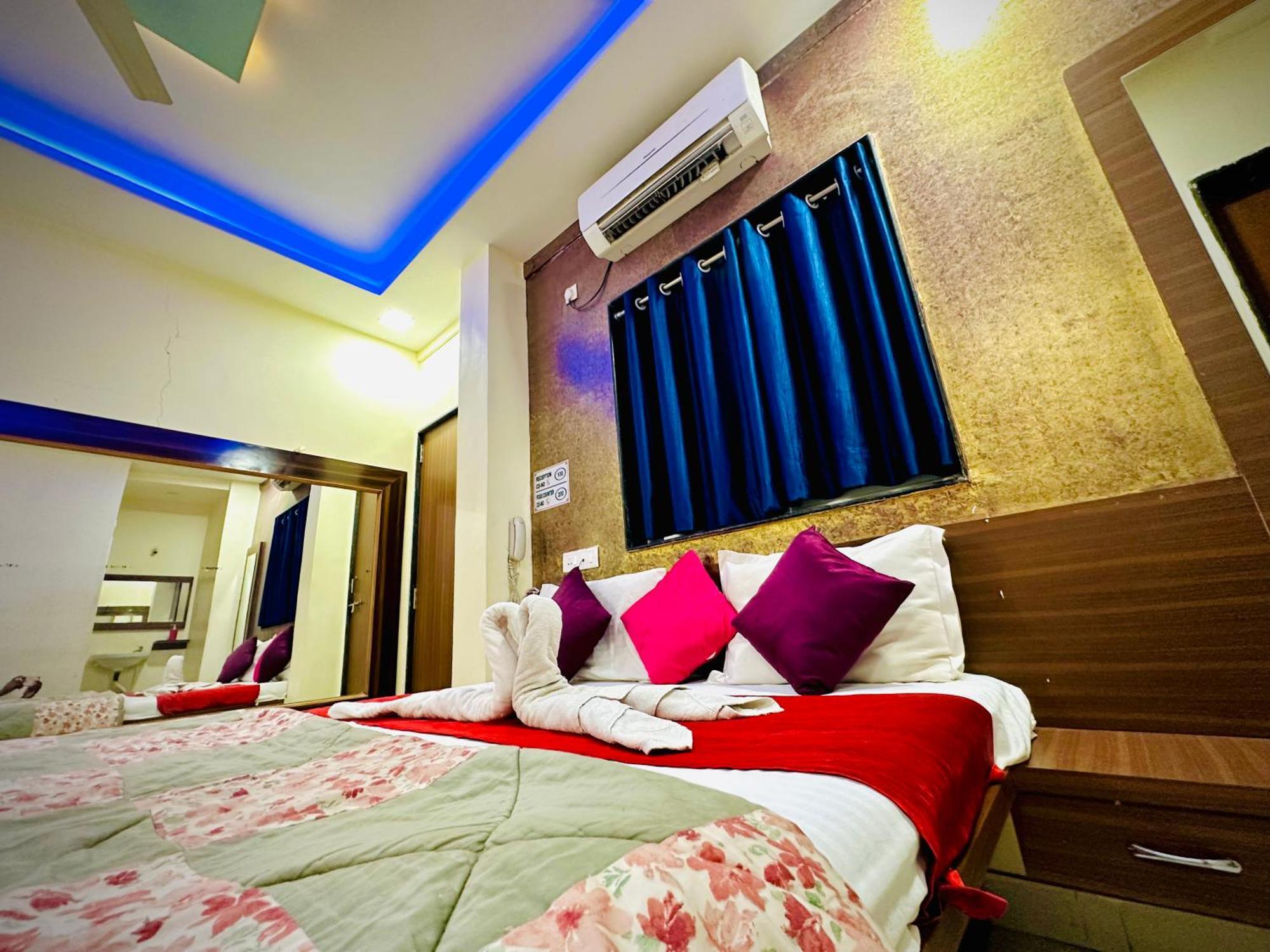 Hotel Sawai Executive Jadhavwadi Exterior photo
